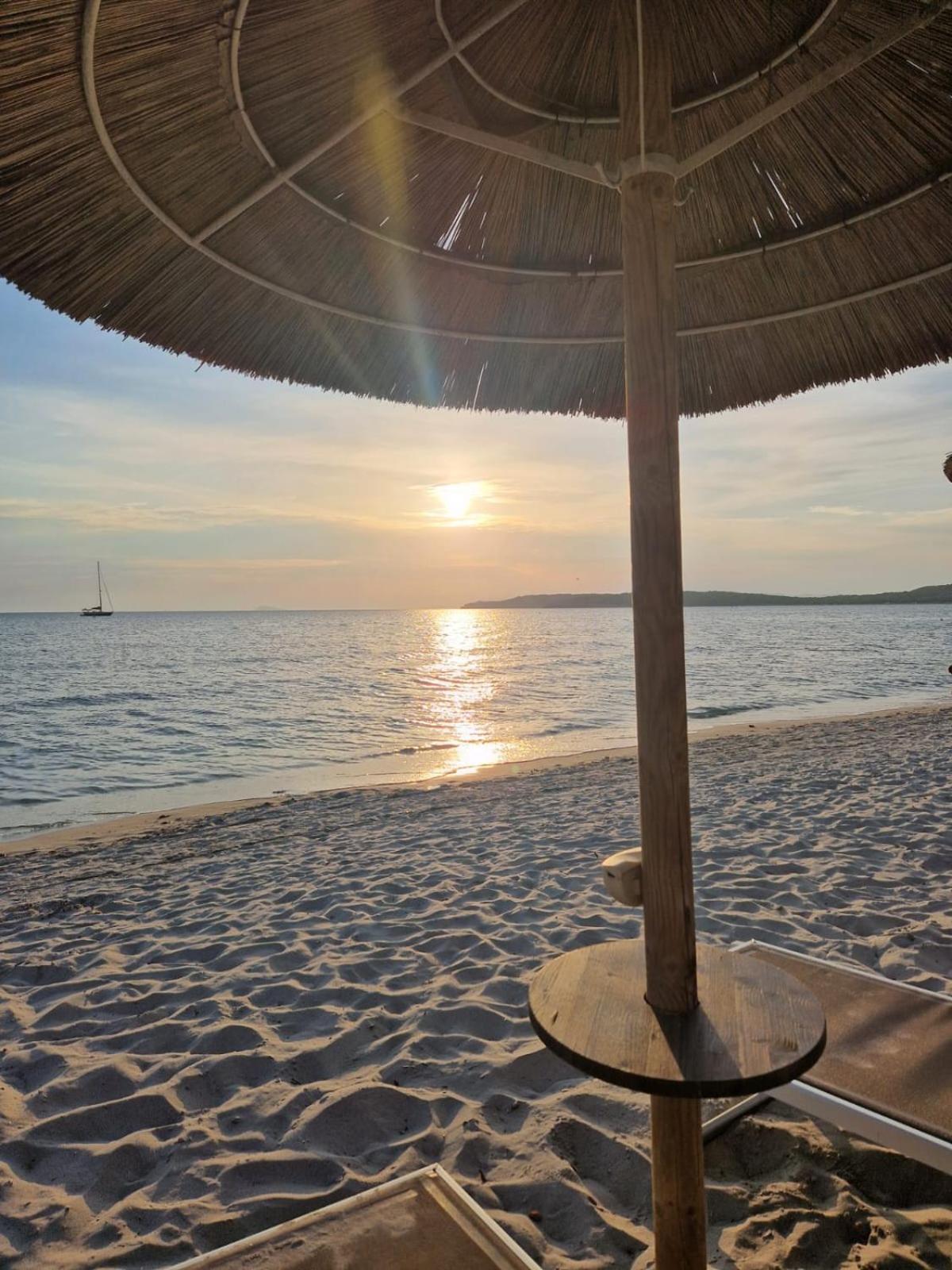Casa Vacanza Mamaioa SantʼAnna Arresi Εξωτερικό φωτογραφία